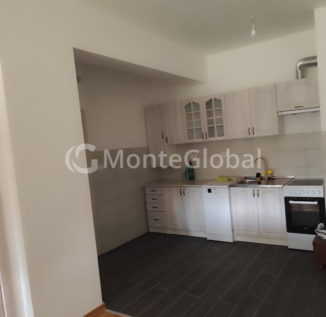 Piso en Podgorica, Montenegro, 66 m² - imagen 3