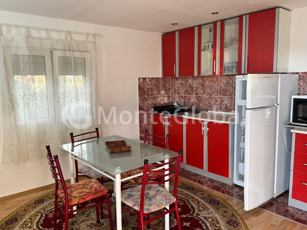 House in Bar, Montenegro, 180 m² - picture 3