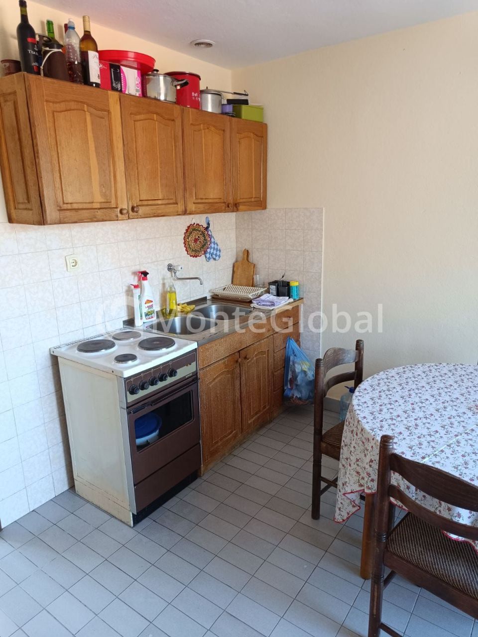 Casa en Dobra Voda, Montenegro, 120 m² - imagen 3