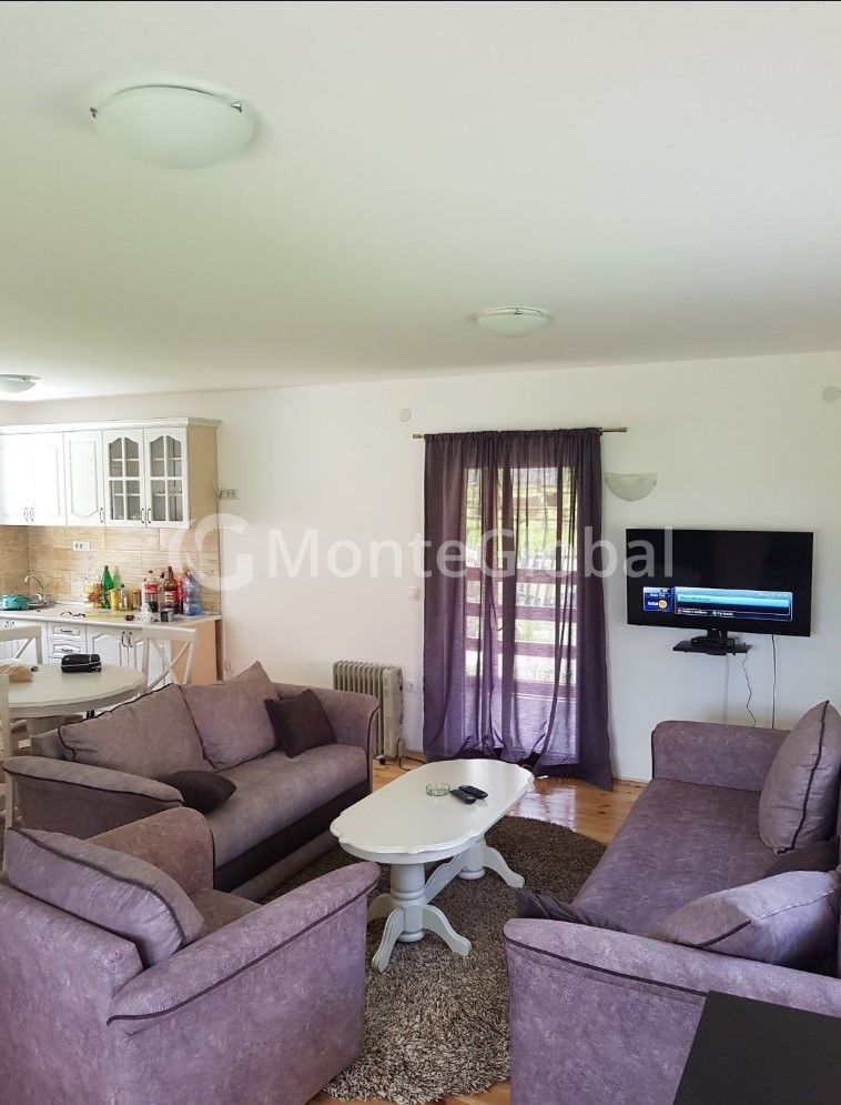 Maison à Zabljak, Monténégro, 75 m² - image 3