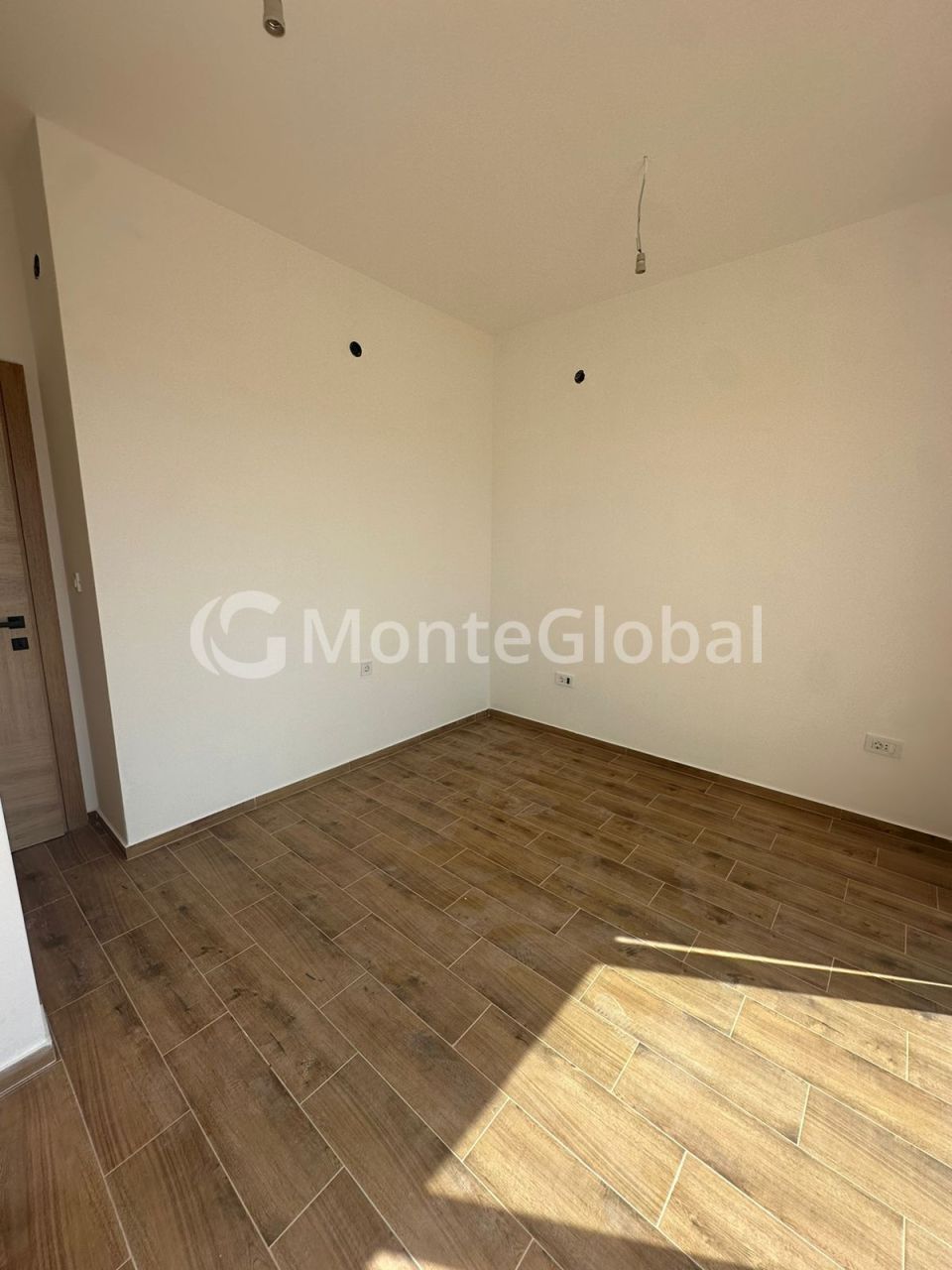 House in Tivat, Montenegro, 399 m² - picture 3