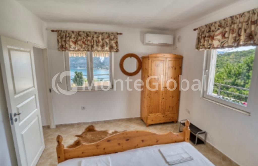 House Herceg Novi, Montenegro, 177 m² - picture 1