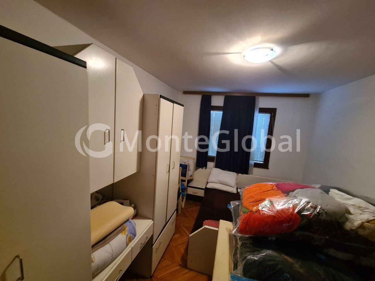 Flat in Bar, Montenegro, 80 m² - picture 4