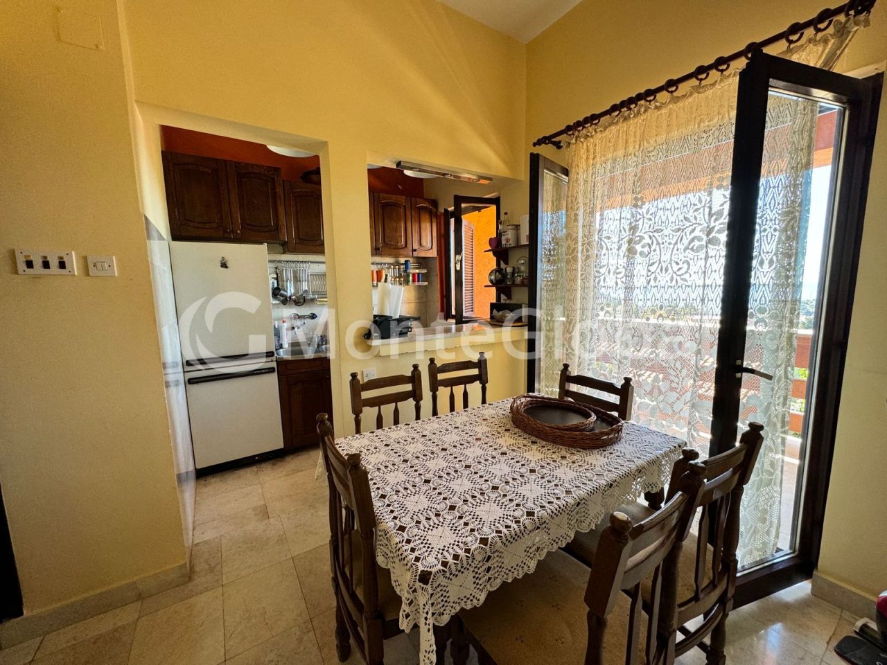 Piso en Sutomore, Montenegro, 95 m² - imagen 4