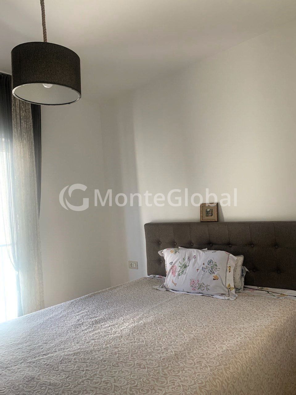Flat in Dobrota, Montenegro, 52 m² - picture 4