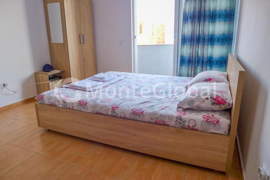 House in Bar, Montenegro, 340 m² - picture 4