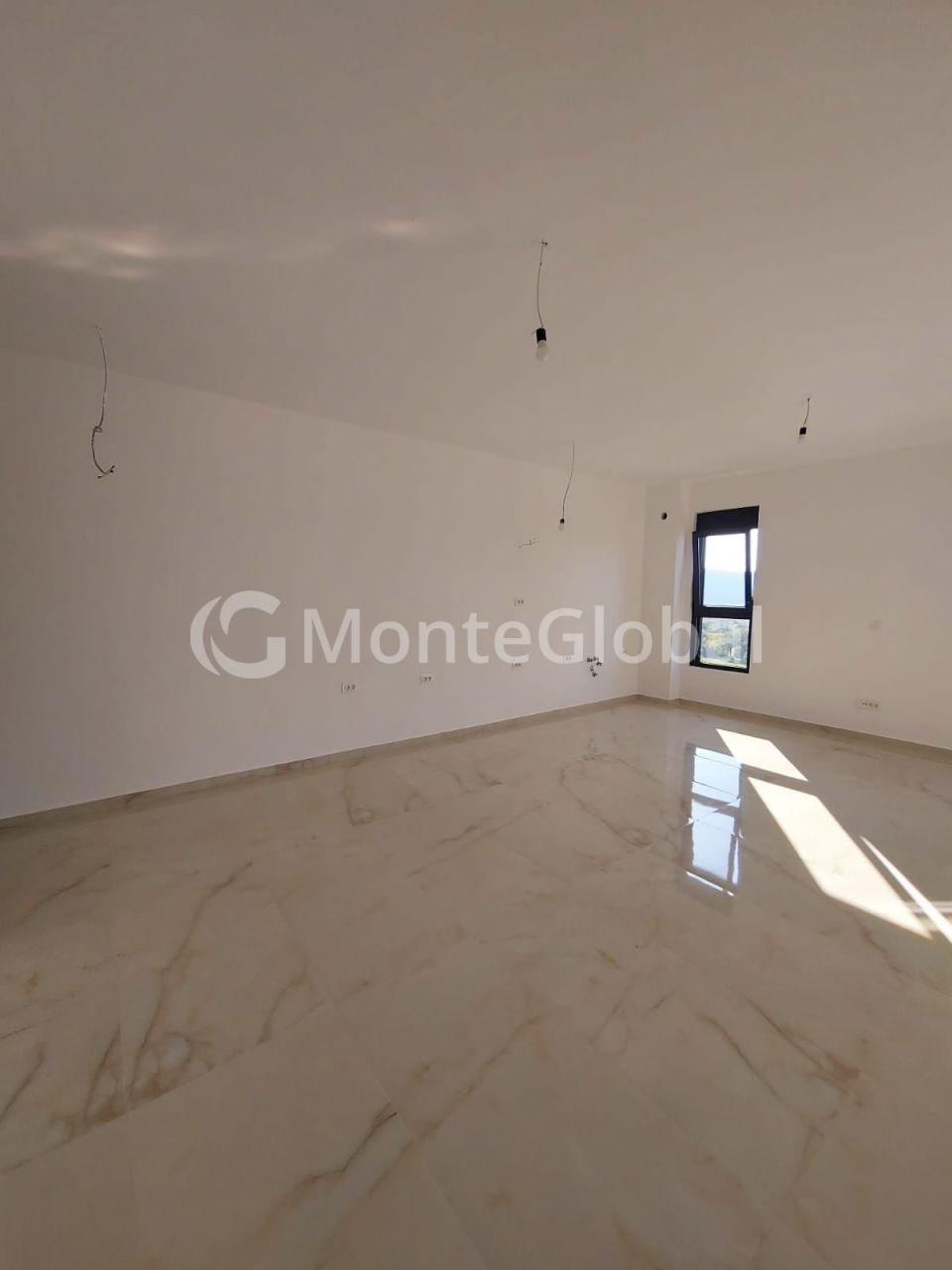 Flat in Bar, Montenegro, 68.93 m² - picture 4