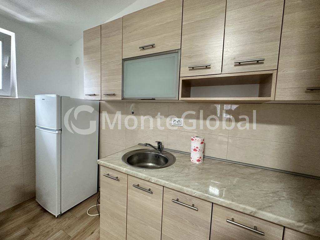 Haus in Bar, Montenegro, 200 m² - Foto 5