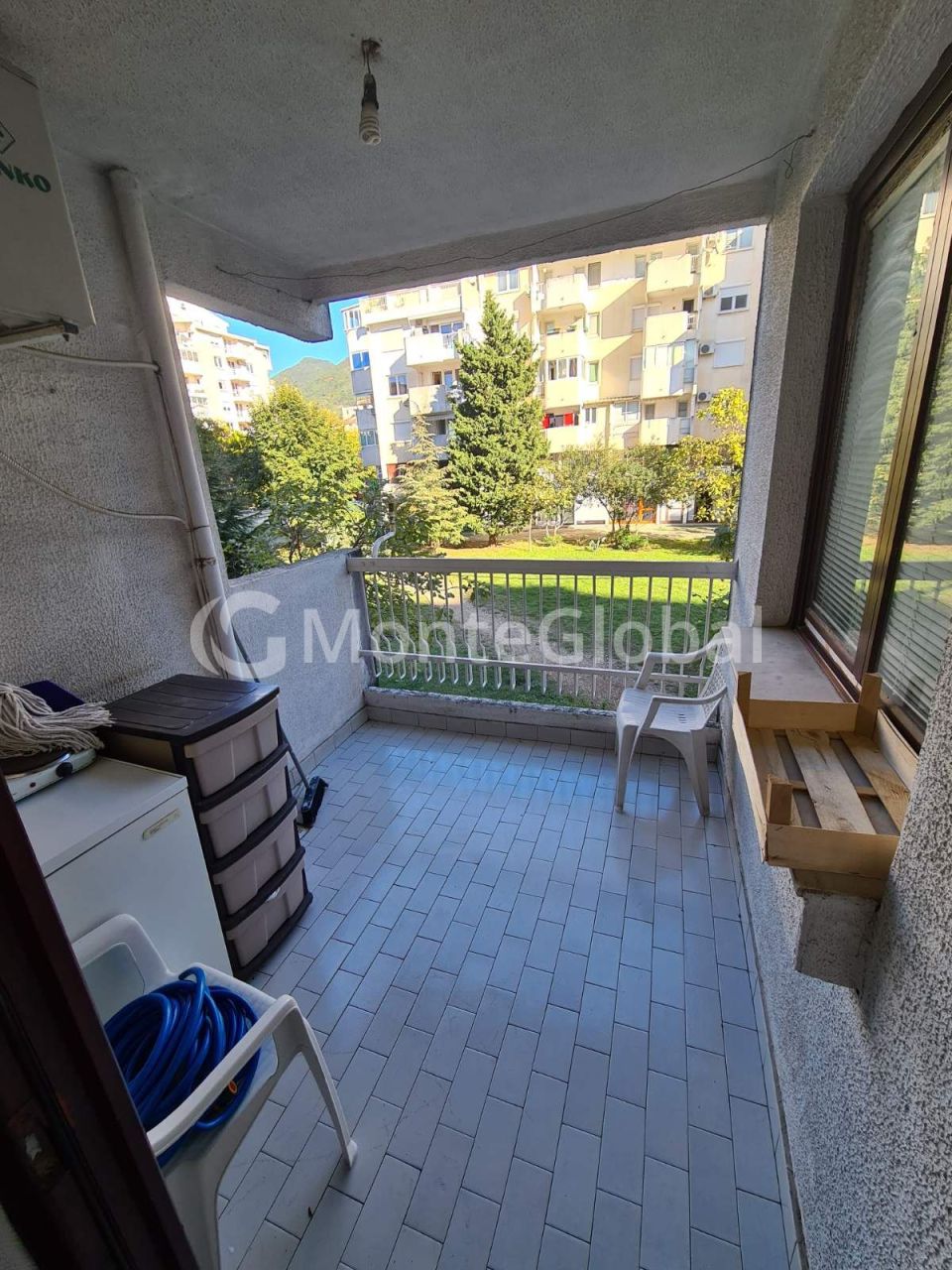 Flat in Bar, Montenegro, 80 m² - picture 5