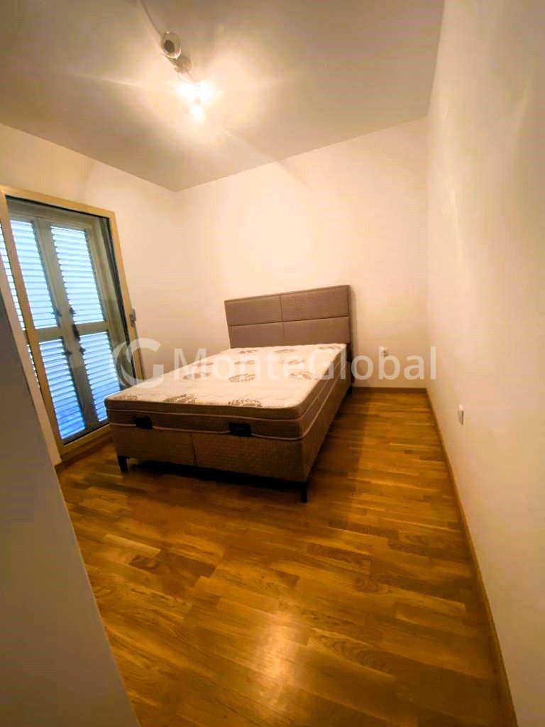 Piso en Dobrota, Montenegro, 78 m² - imagen 5