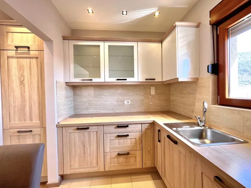 Flat in Budva, Montenegro, 75 m² - picture 5