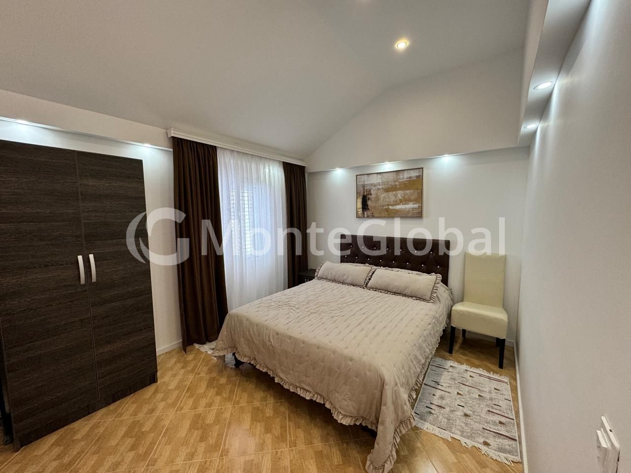 Appartamento a Dobra Voda, Montenegro, 67 m² - foto 5
