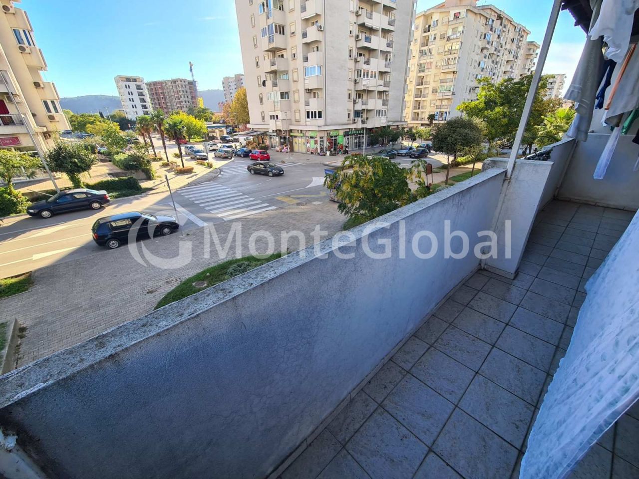 Flat in Bar, Montenegro, 80 m² - picture 6