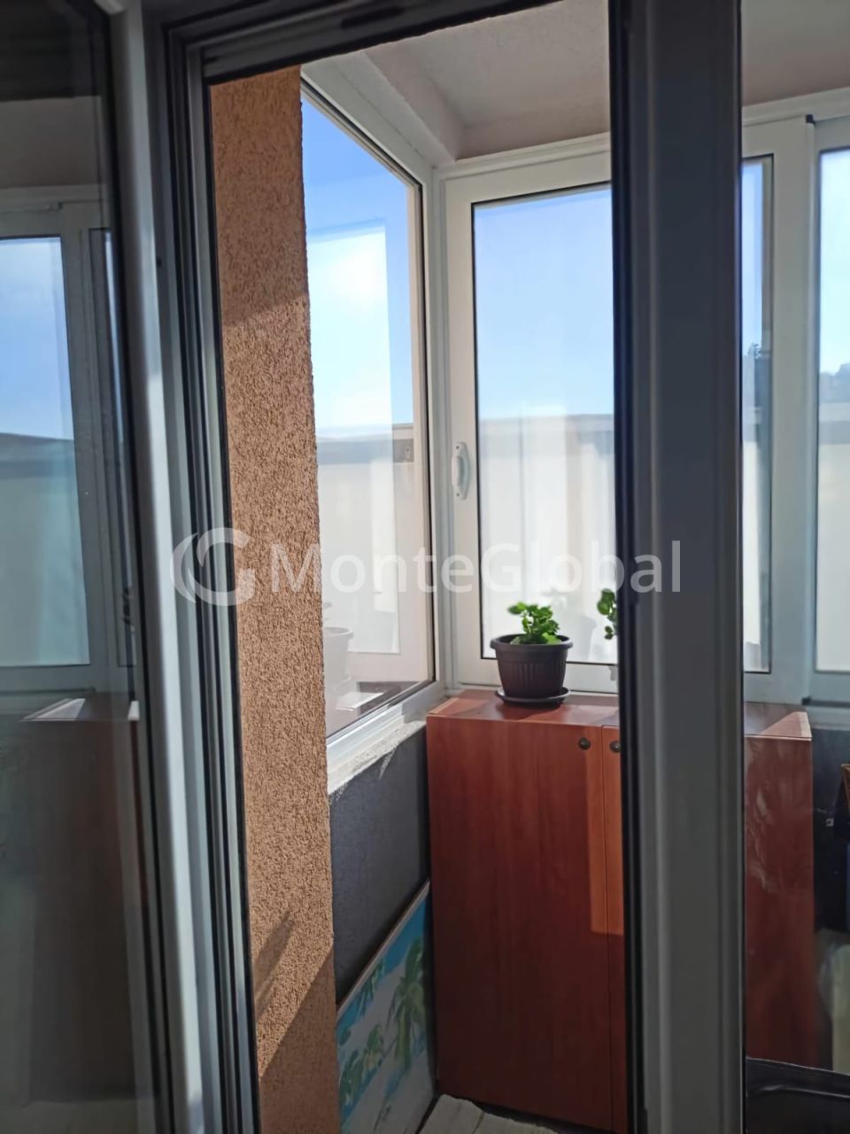 Flat in Bar, Montenegro, 52 m² - picture 6