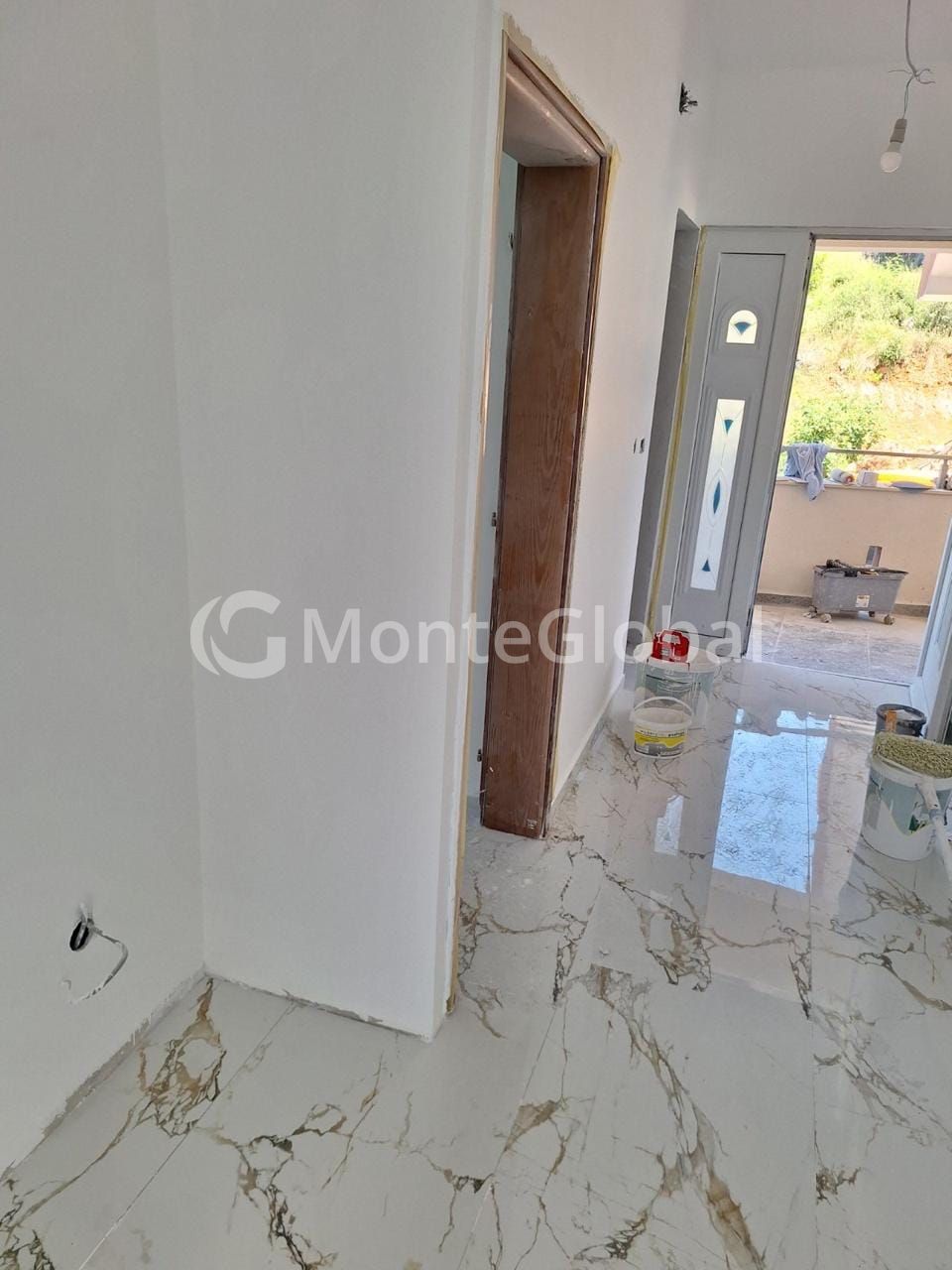 Flat in Dobra Voda, Montenegro, 86 m² - picture 6