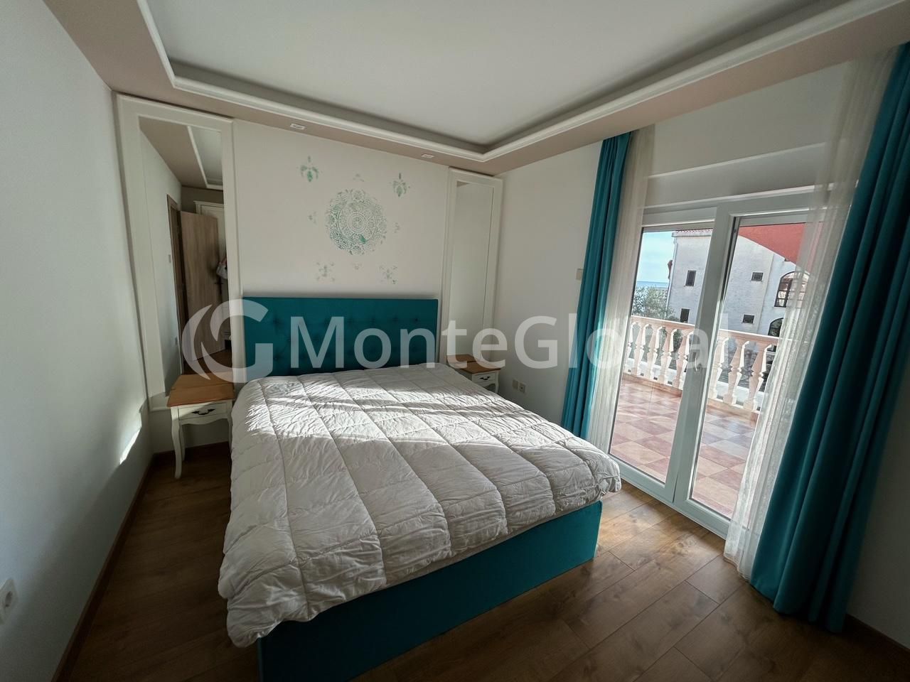 Flat in Budva, Montenegro, 87 m² - picture 6