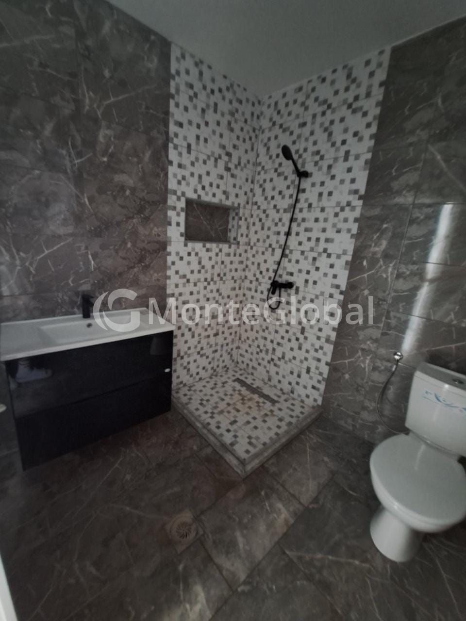 Flat in Dobra Voda, Montenegro, 86 m² - picture 7