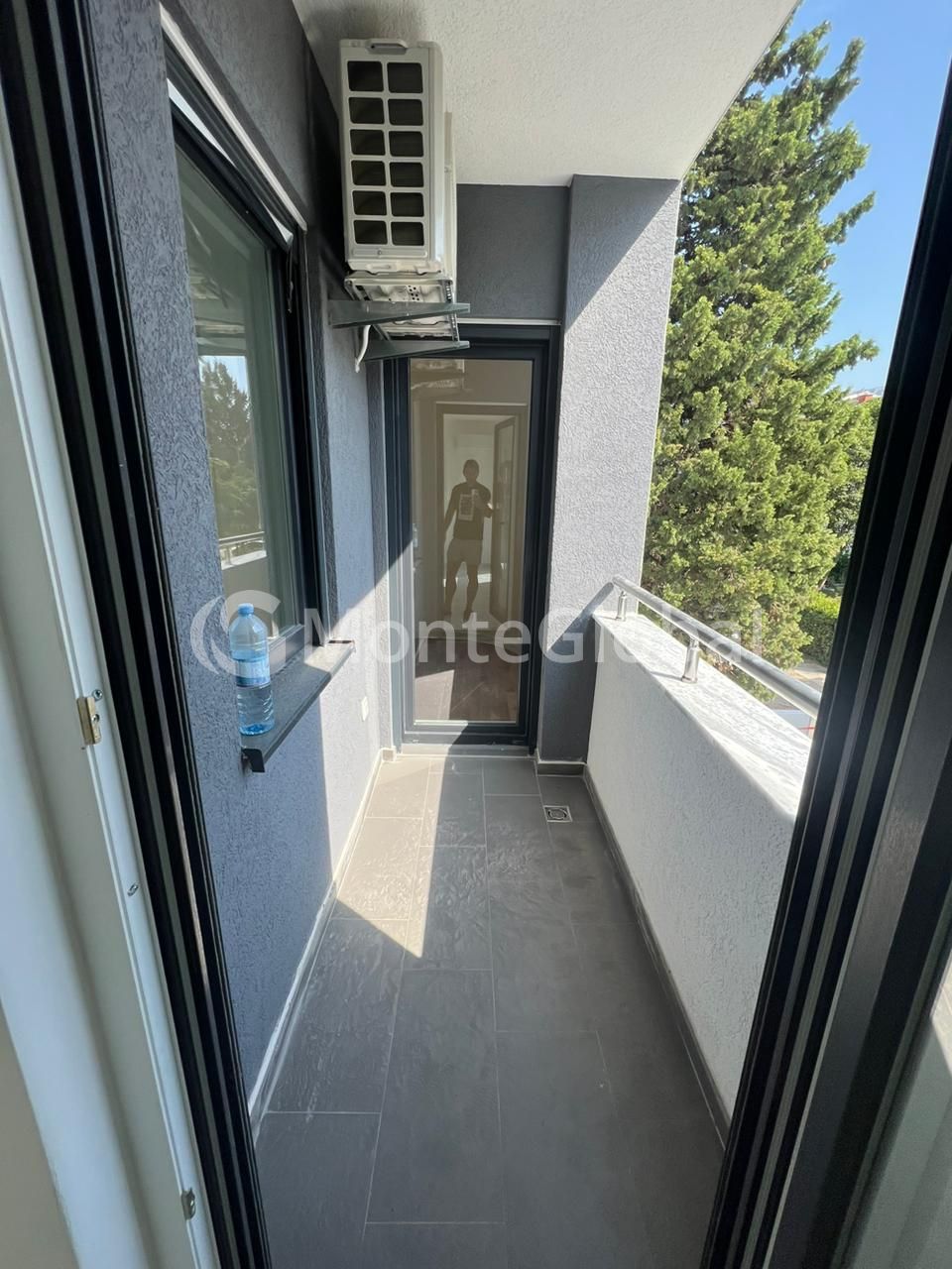 Flat in Bar, Montenegro, 45 m² - picture 7