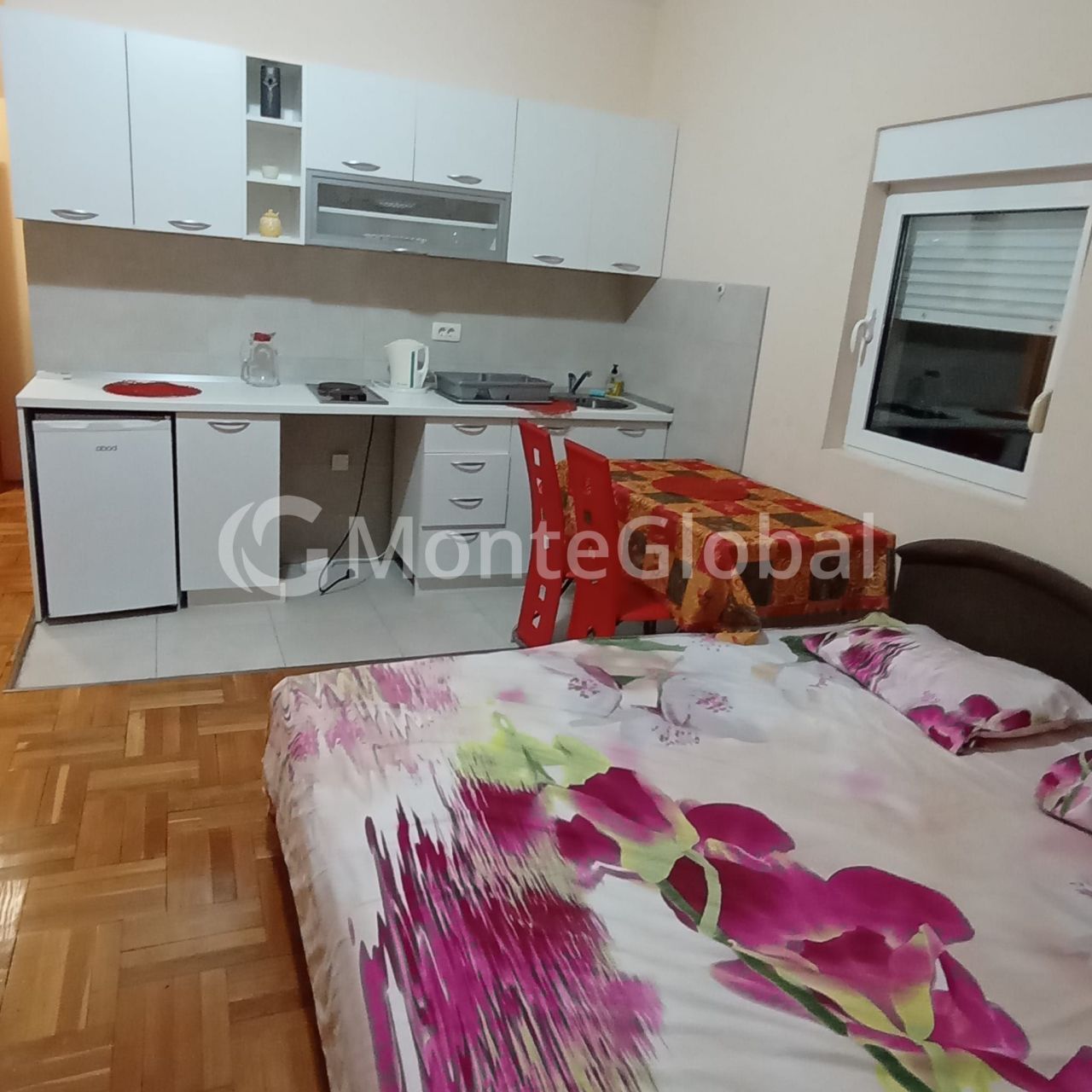 Haus in Budva, Montenegro, 537 m² - Foto 7