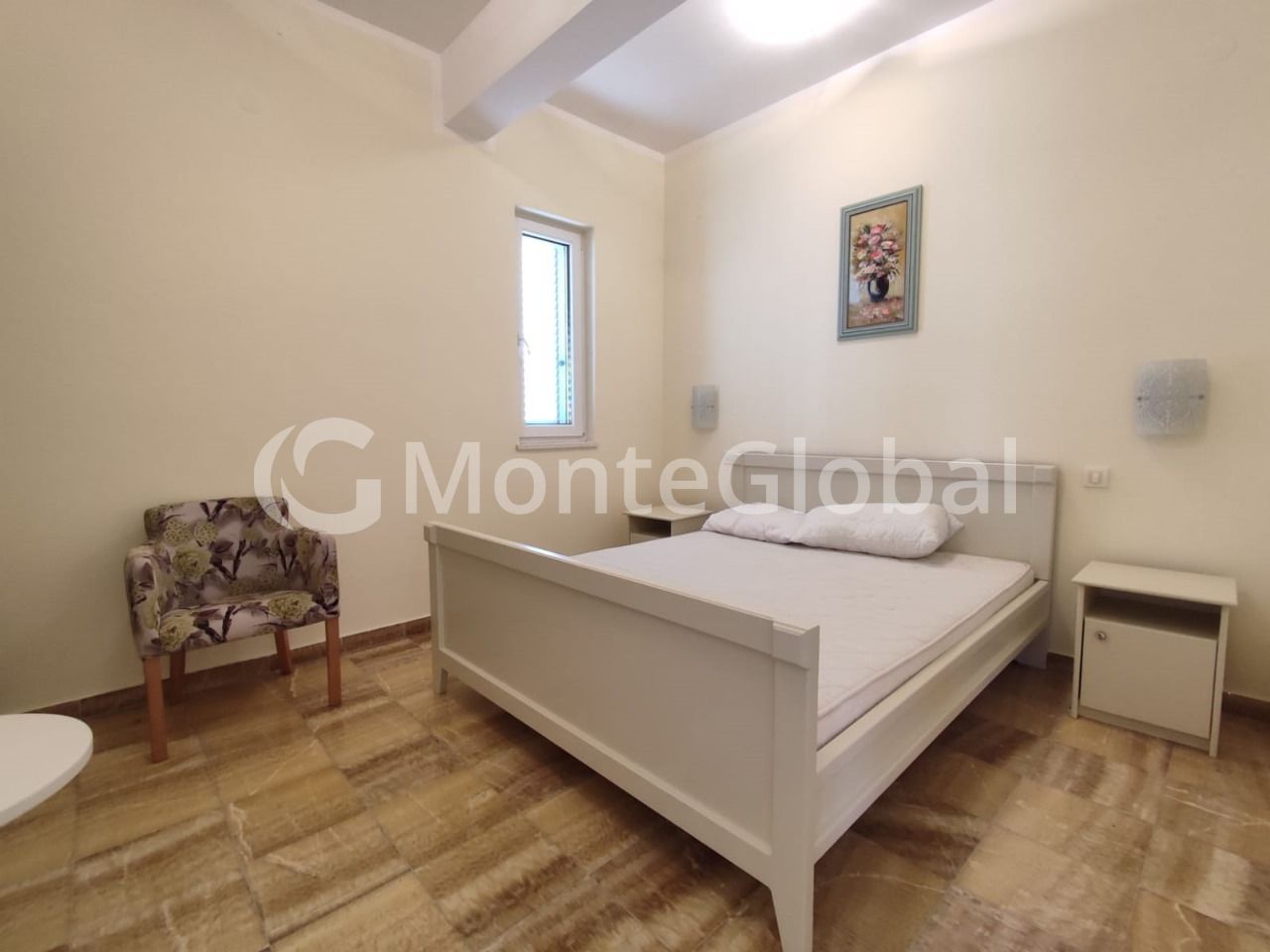 Flat Utekha, Montenegro, 90 m² - picture 8