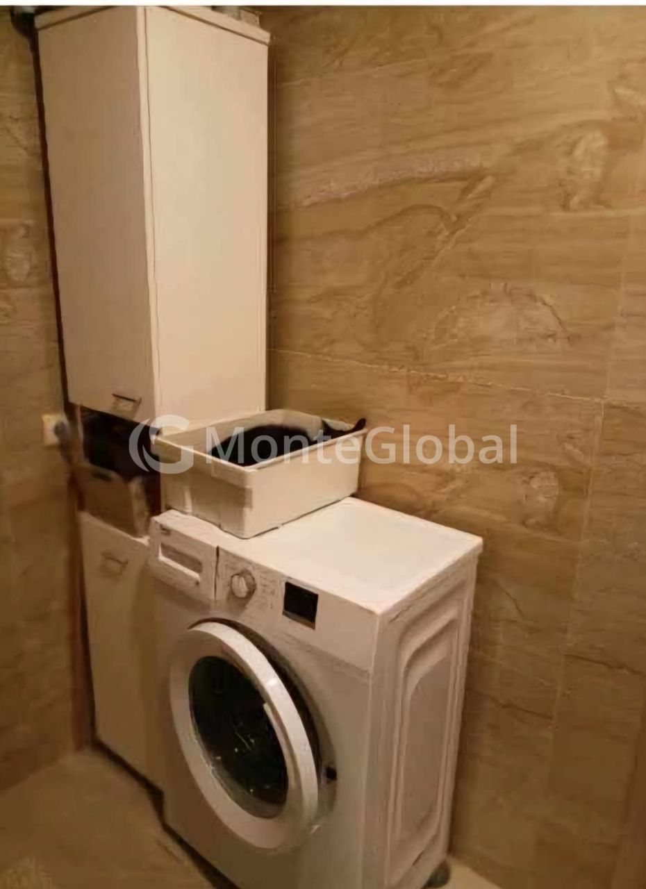 Flat in Bar, Montenegro, 52 m² - picture 8