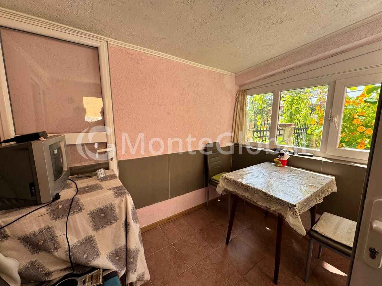 House in Bar, Montenegro, 150 m² - picture 8