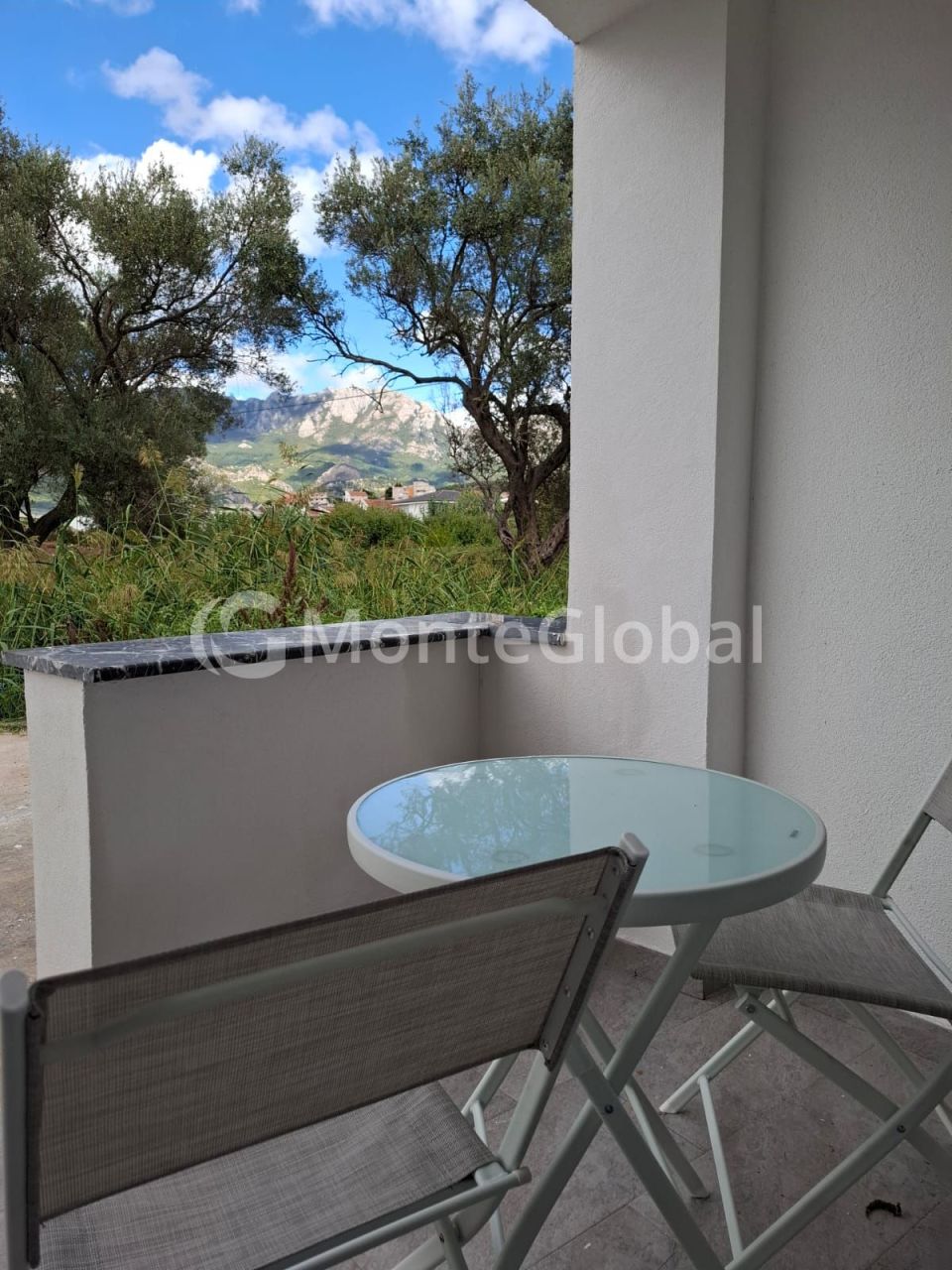 Flat in Bar, Montenegro, 33 m² - picture 8