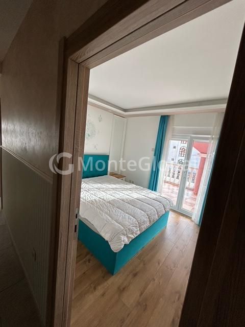 Flat in Budva, Montenegro, 87 m² - picture 8