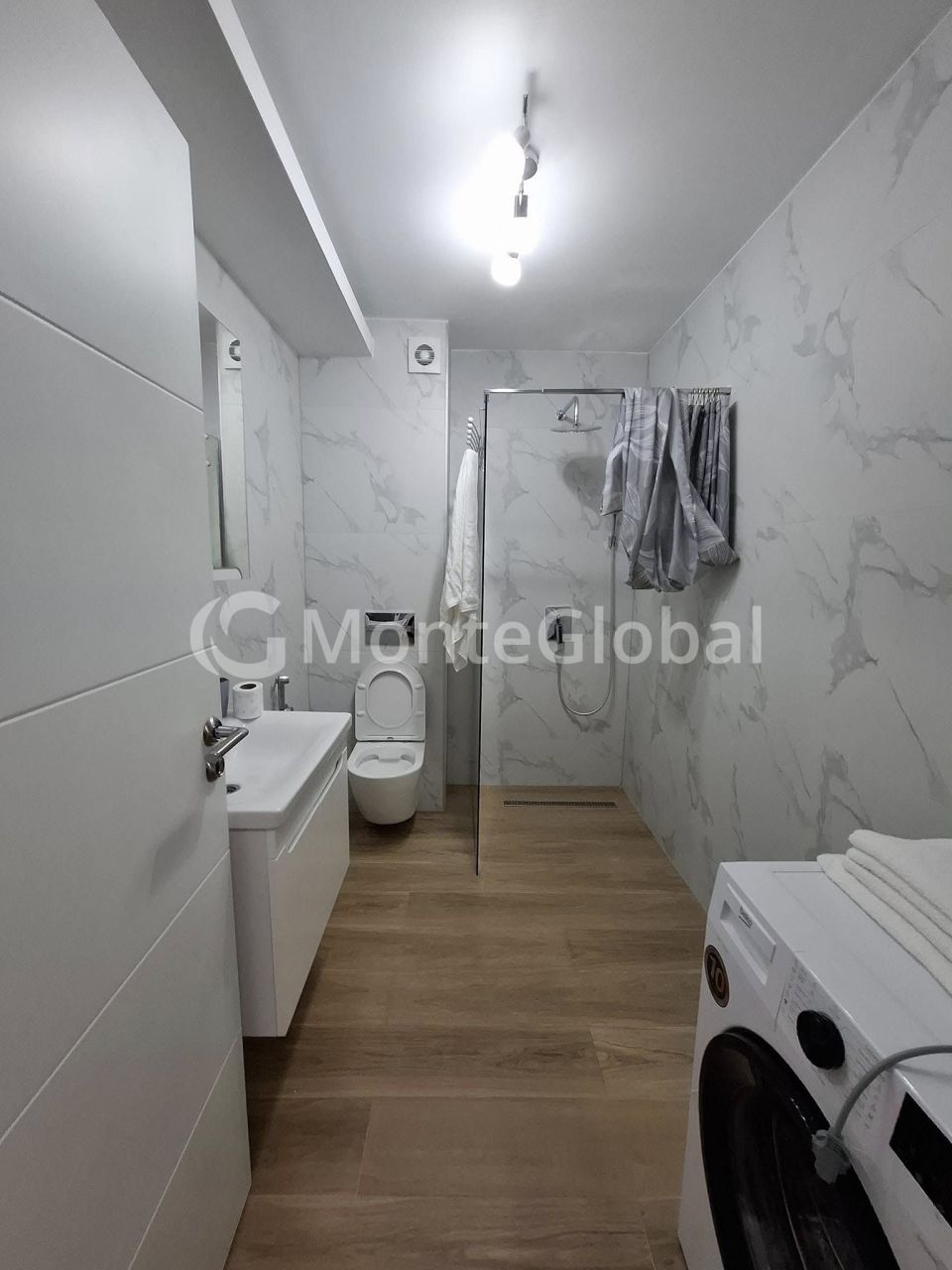 Flat in Dobra Voda, Montenegro, 100 m² - picture 8