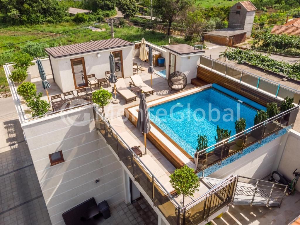 Haus in Bar, Montenegro, 200 m² - Foto 9