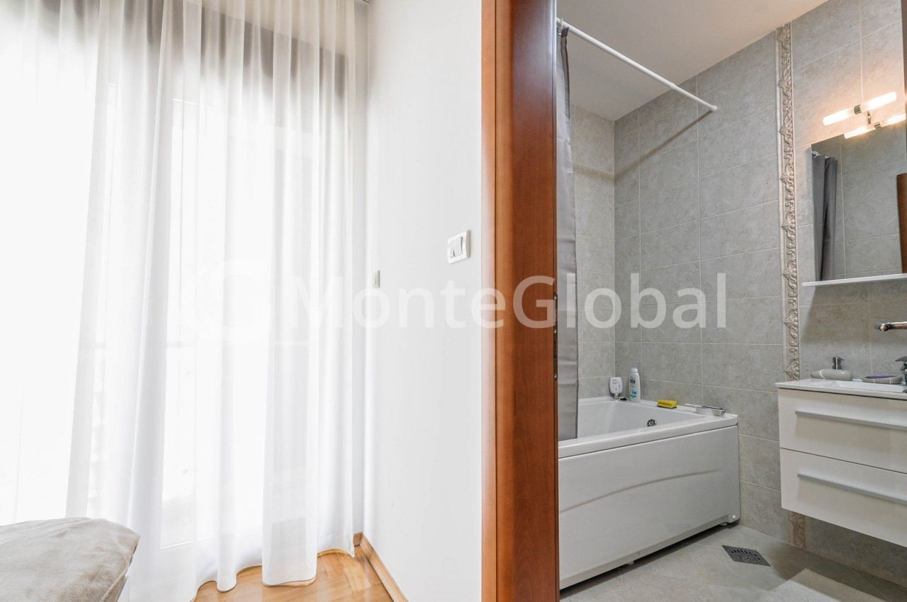 Appartement à Becici, Monténégro, 88 m² - image 9