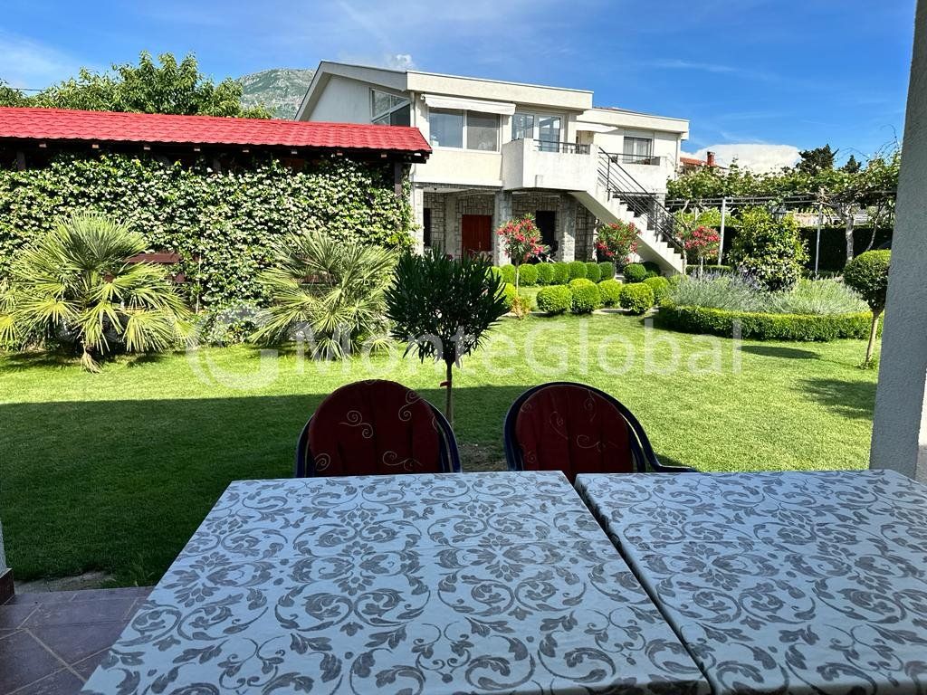 House in Bar, Montenegro, 360 m² - picture 9