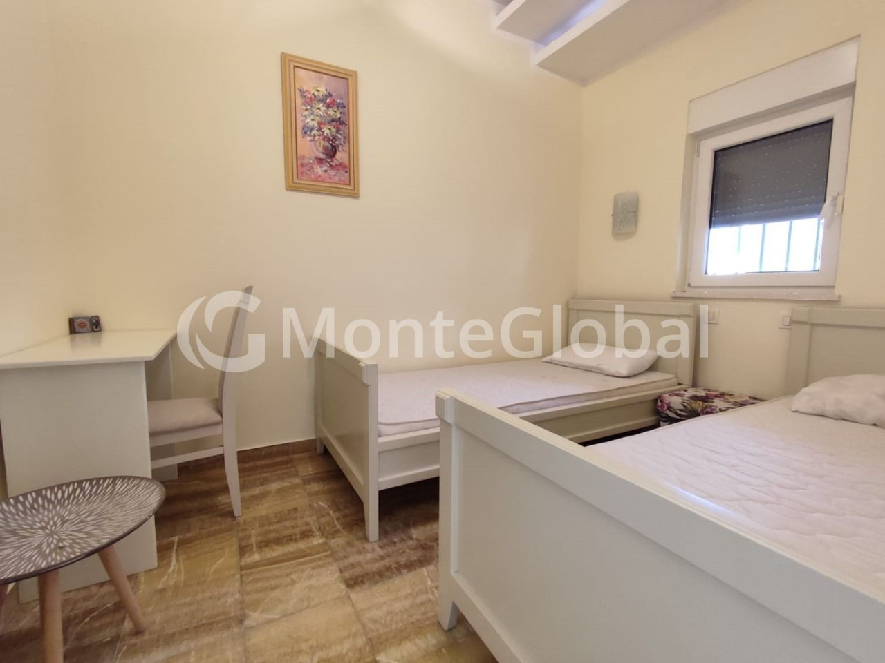 Flat Utekha, Montenegro, 90 m² - picture 9