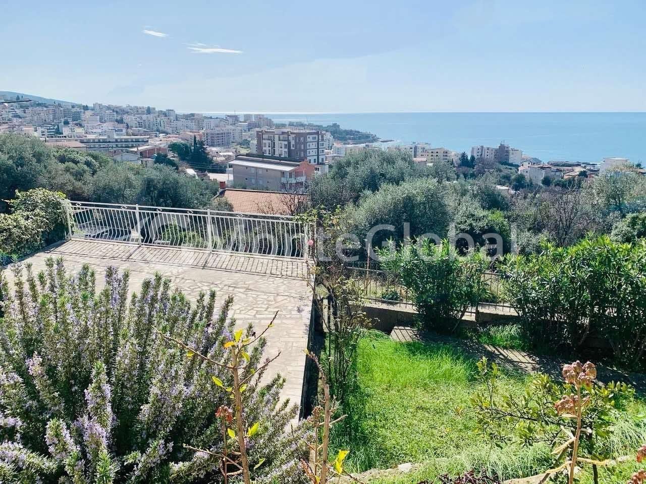 Casa a Dobra Voda, Montenegro, 200 m² - foto 9