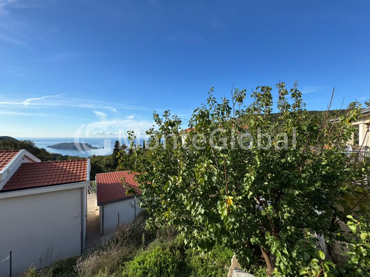 Casa en Budva, Montenegro, 220 m² - imagen 9