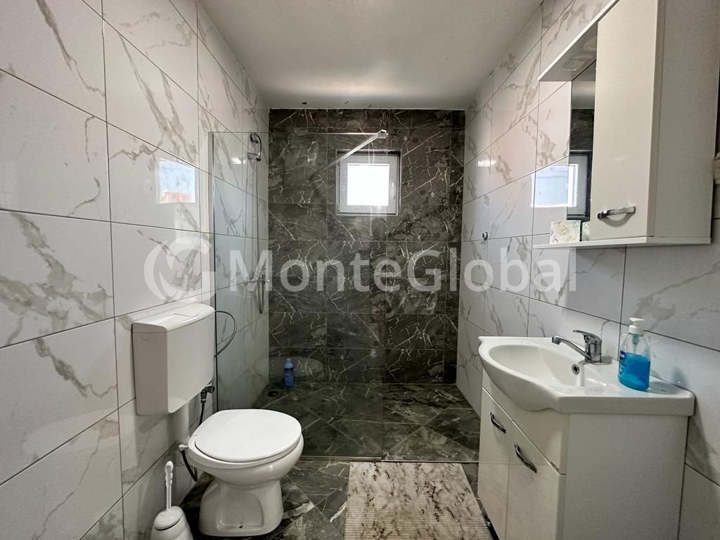 Casa en Dobra Voda, Montenegro, 170 m² - imagen 10