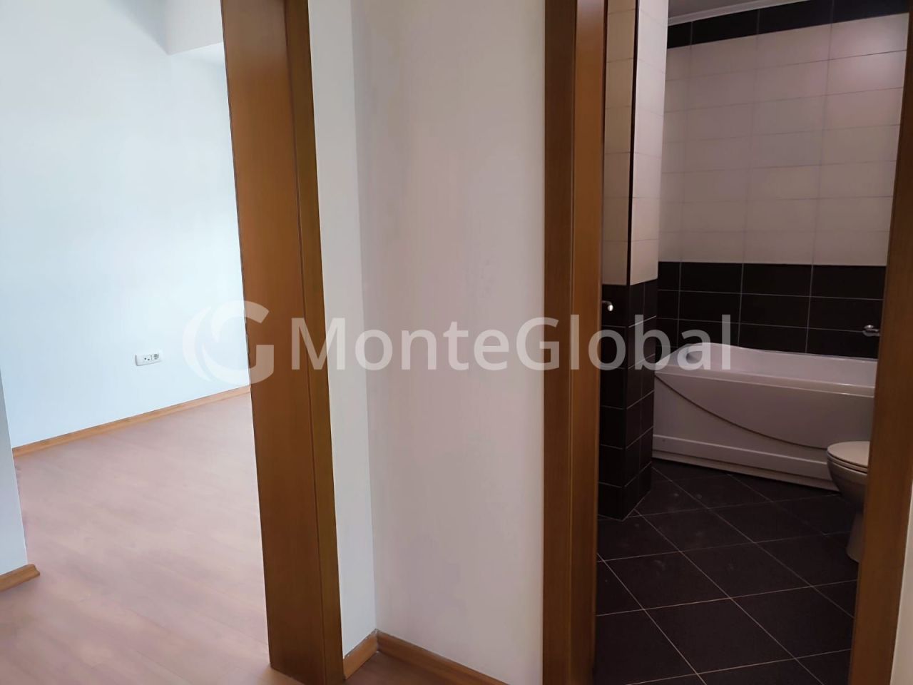 Piso en Dobra Voda, Montenegro, 129 m² - imagen 10