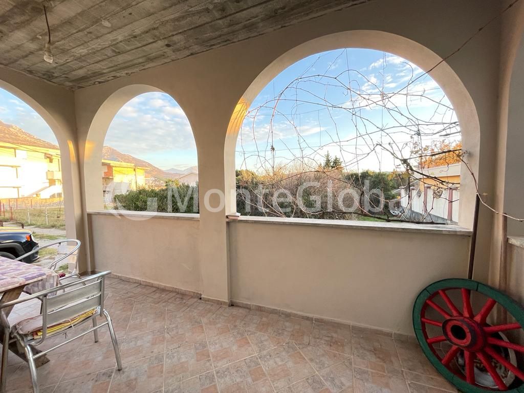 Casa en Sutomore, Montenegro, 77 m² - imagen 10