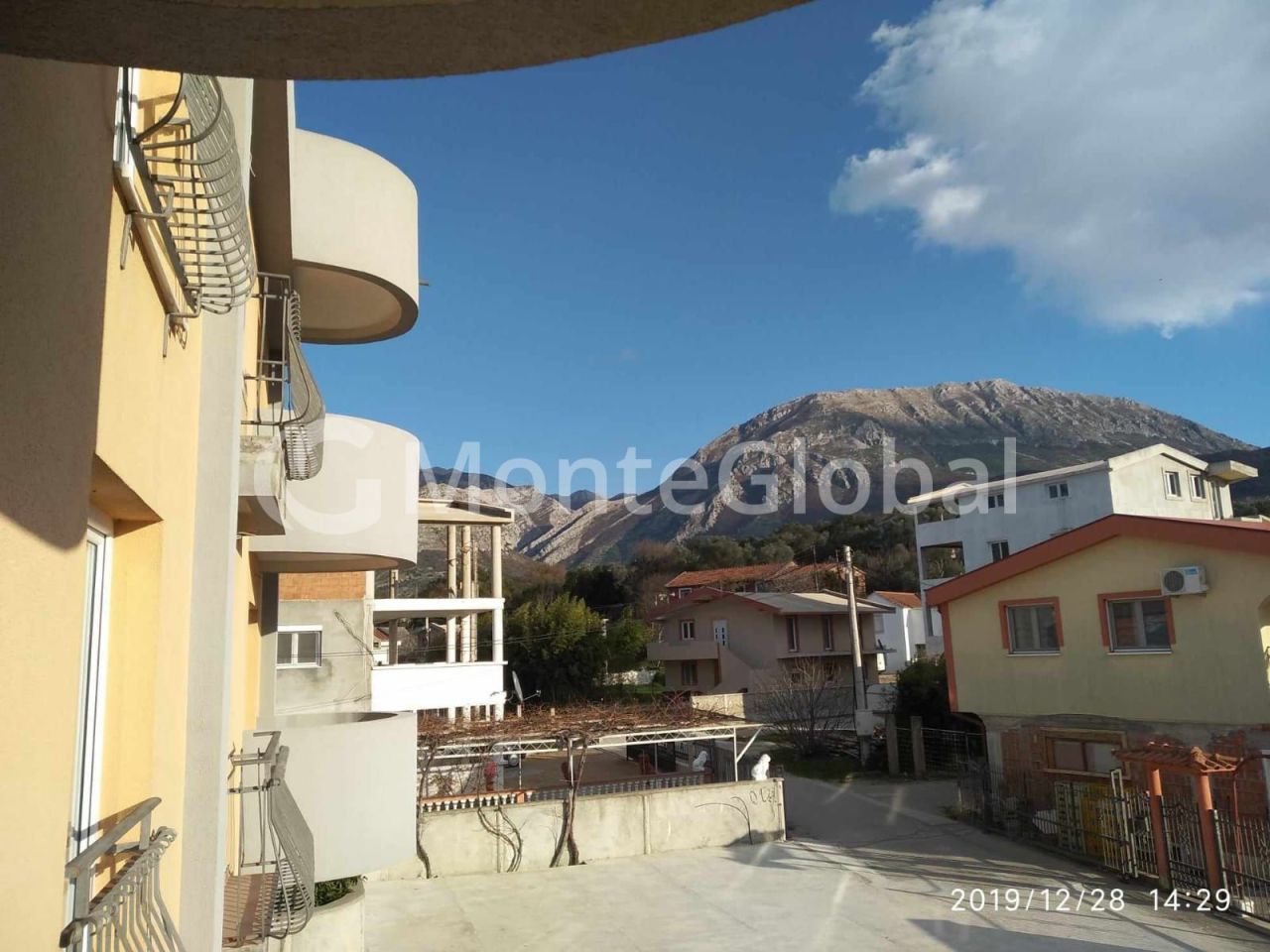 Flat in Bar, Montenegro, 52 m² - picture 10