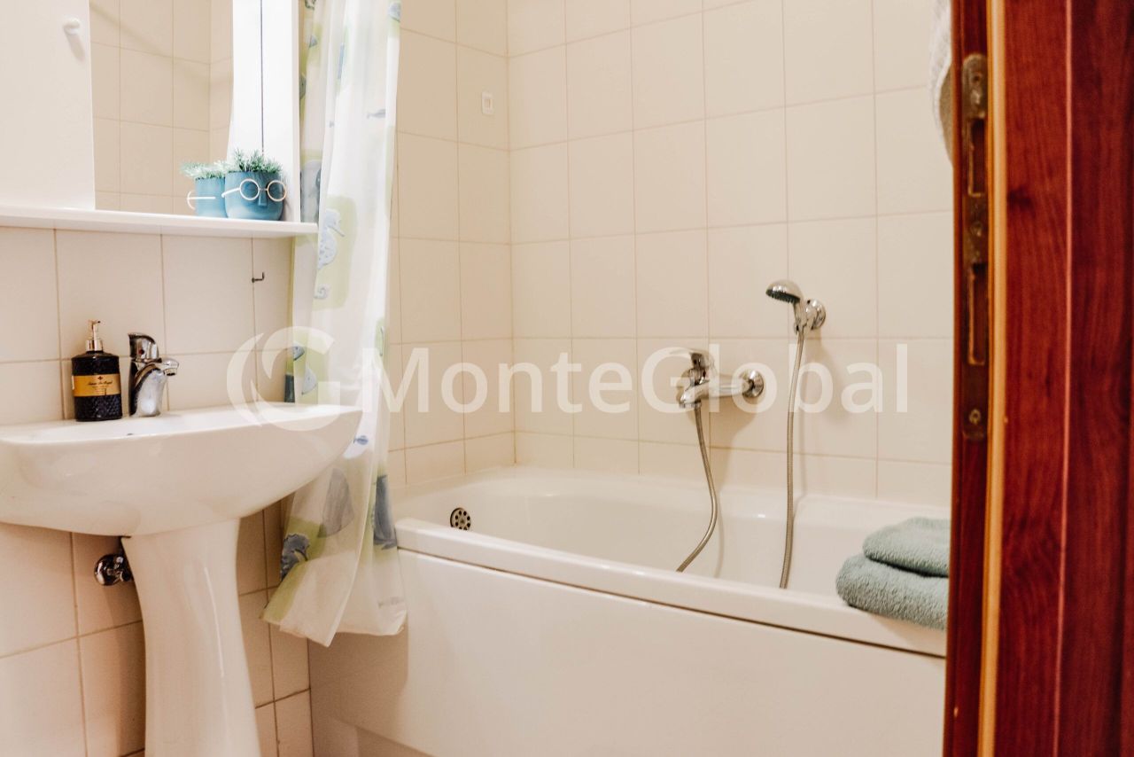 Appartamento a Kotor, Montenegro, 65 m² - foto 10