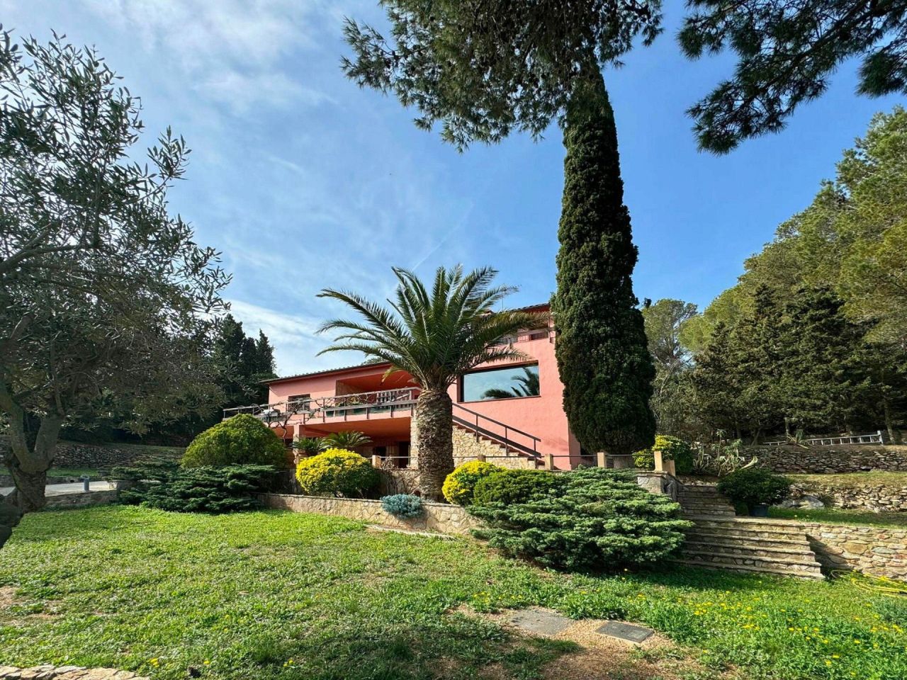 Haus in Begur, Spanien, 264 m² - Foto 1