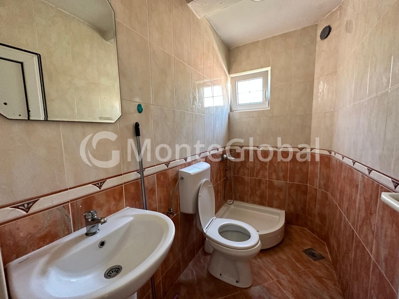 Haus in Sutomore, Montenegro, 400 m² - Foto 11