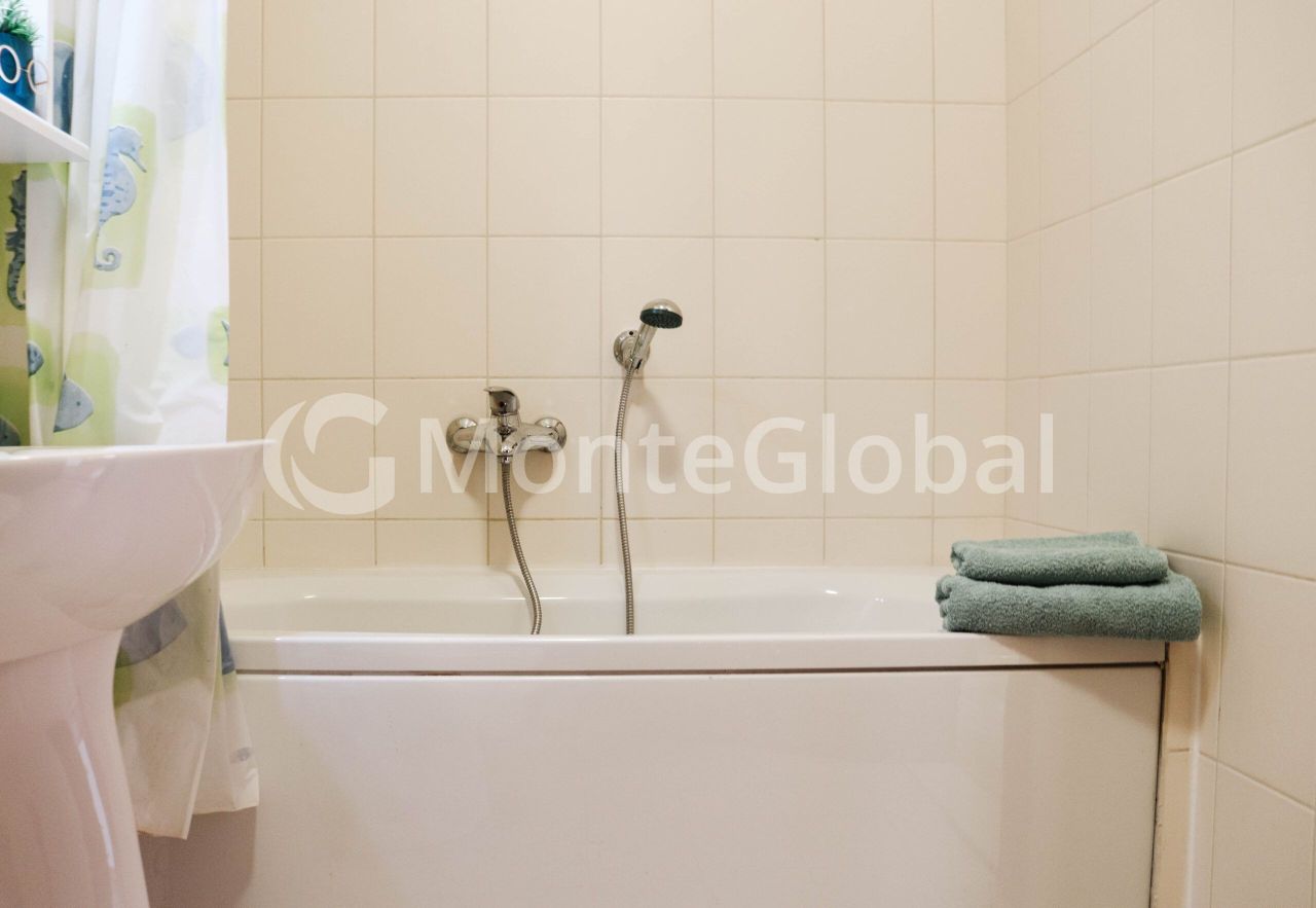 Appartamento a Kotor, Montenegro, 65 m² - foto 11