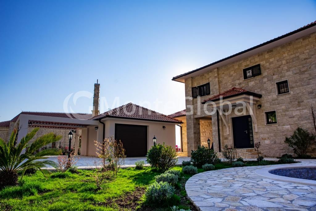 Villa a Budva, Montenegro, 185 m² - foto 12