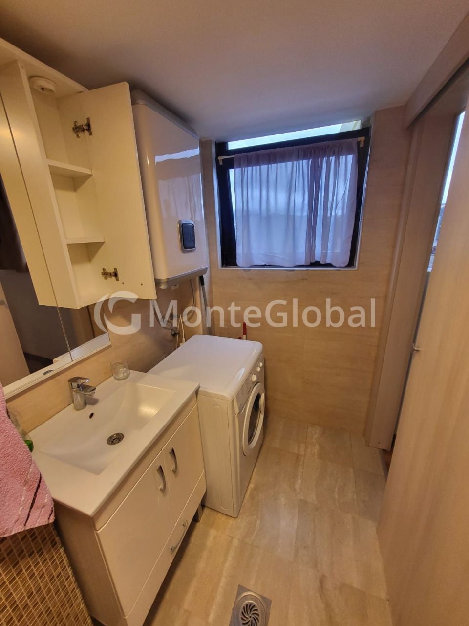 House in Bar, Montenegro, 38 m² - picture 12