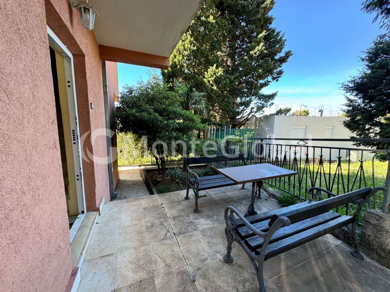 Piso en Sutomore, Montenegro, 95 m² - imagen 12