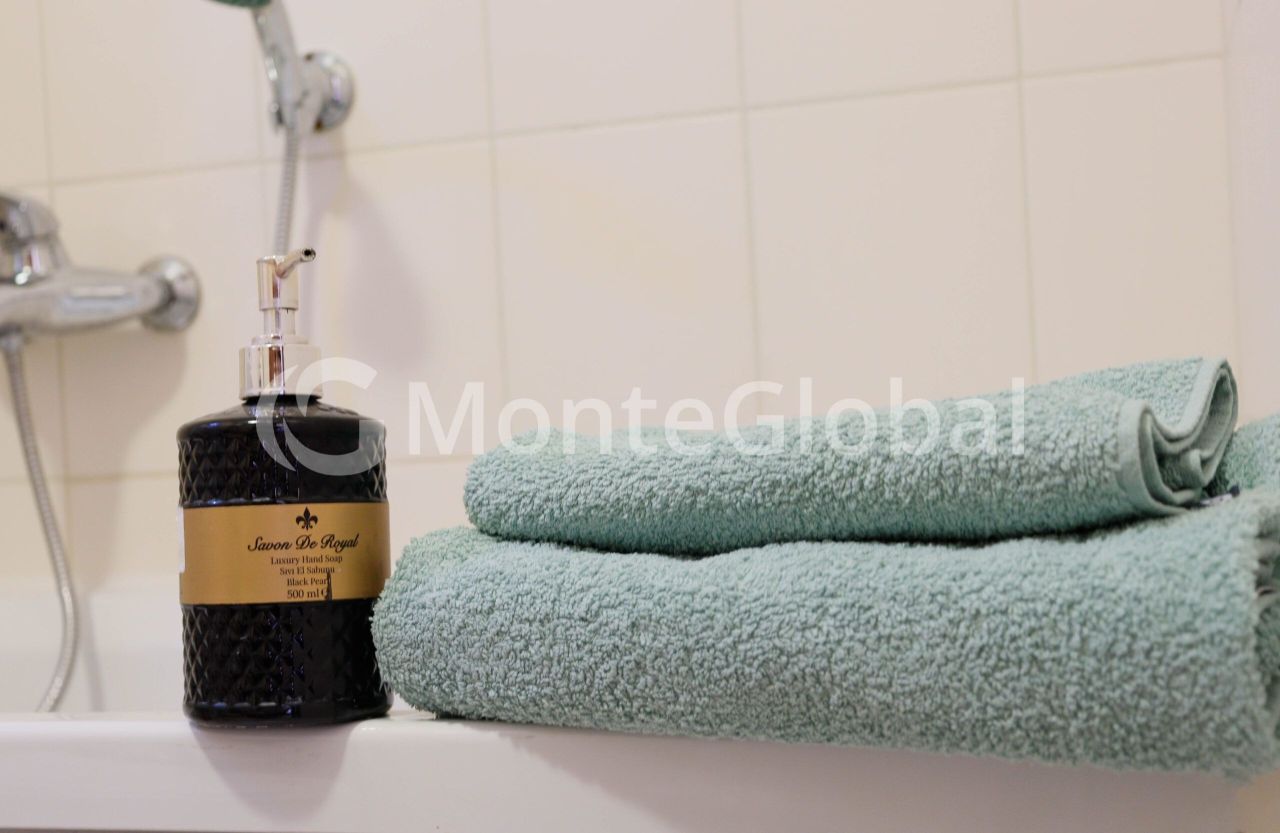 Appartamento a Kotor, Montenegro, 65 m² - foto 12