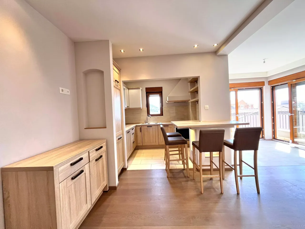 Flat in Budva, Montenegro, 75 m² - picture 12