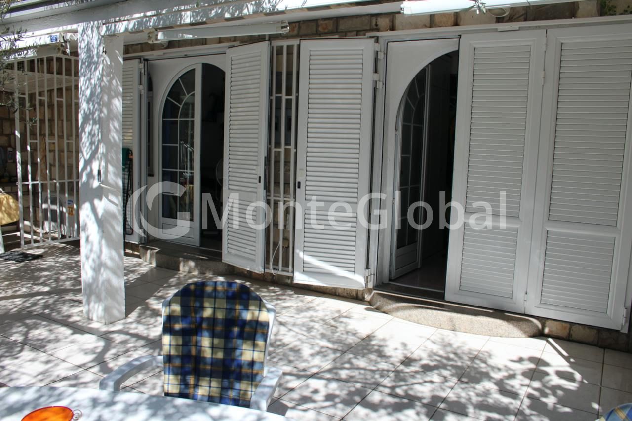 Flat in Sveti Stefan, Montenegro, 40 m² - picture 12