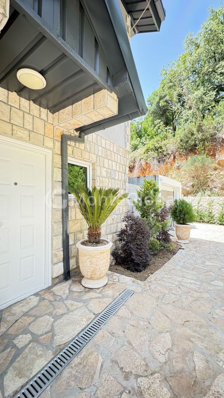 House in Sutomore, Montenegro, 340 m² - picture 14